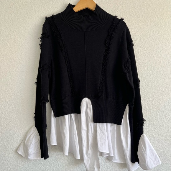 Avantlook Ruffle Edge Top - Picture 3 of 5